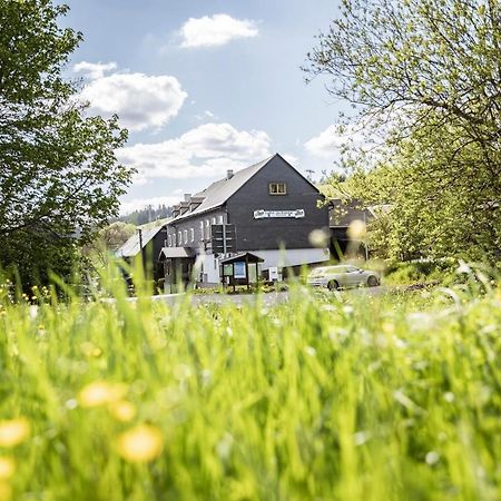 Gasthaus & Pension Am Rennsteig Spechtsbrunn 外观 照片